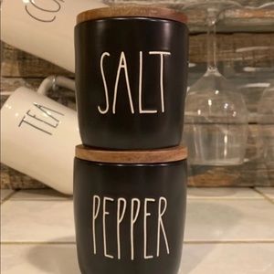 Rae Dunn ‘SALT & PEPPER’ black cellars